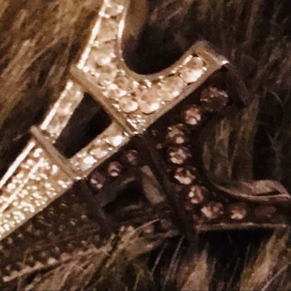 Silver tone rhinestone Eiffel Tower keychain - Picture 2 of 4